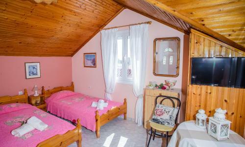 Agroturismo Dimitra Apartments & Studios