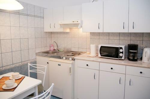 Apartments Yowan