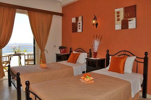 Mazis Apartments