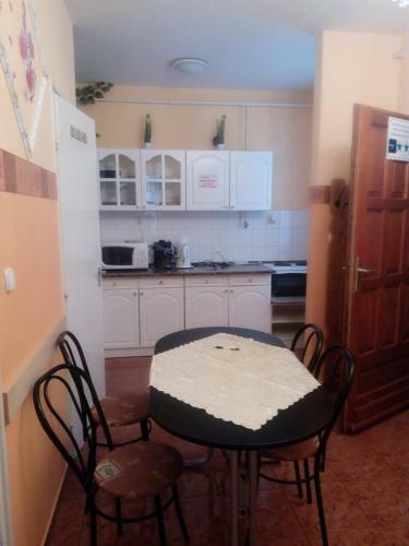 Margit Apartman K�lcsey