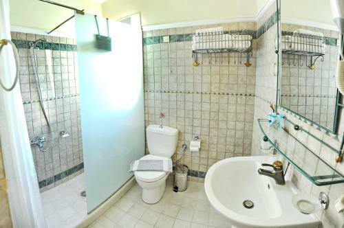 Alkyon Apartments & Villas Hotel