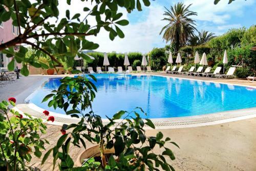 Alkyon Apartments & Villas Hotel