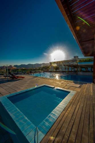Zoes Hotel