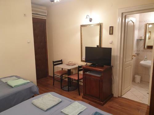 Hostal Hotel Casa Latina