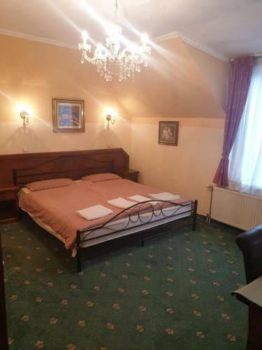 Hostal Hotel Casa Latina
