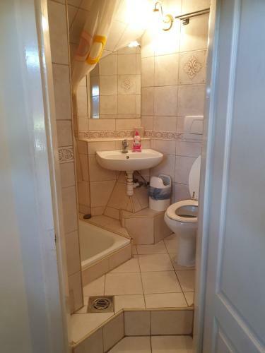 Hostal Hotel Casa Latina