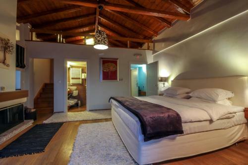 Hostal Enastron Guesthouse
