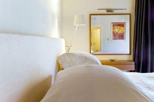 Hostal Enastron Guesthouse