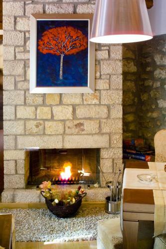 Hostal Enastron Guesthouse