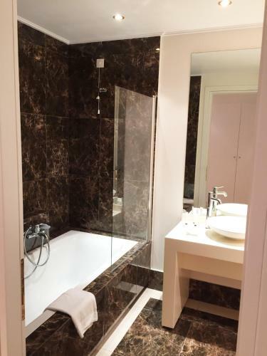 Hotel Theoxenia Residence