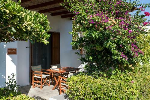 Anemonisia Deluxe Apartments