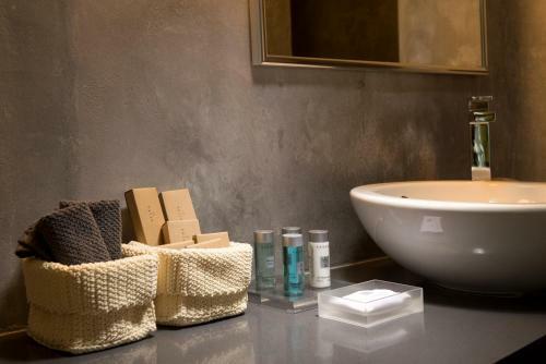 Hotel Avaton Resort And Spa