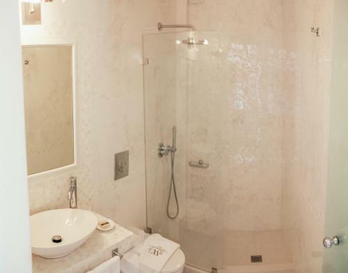 Bed & Breakfast The White Suites