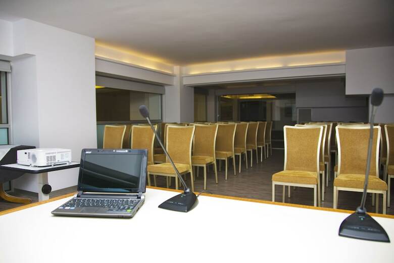 Astron Hotel