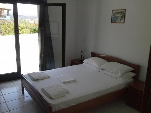 Minos Apartments & Studios II