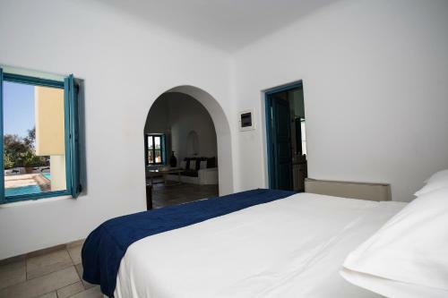 Hotel Black Rose Suites