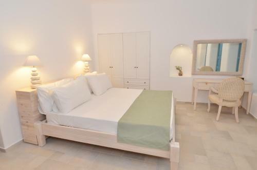 Hotel Black Rose Suites