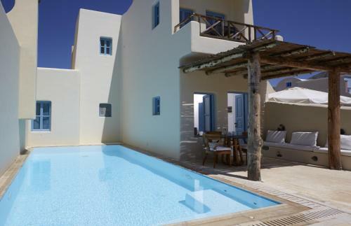 Hotel Black Rose Suites