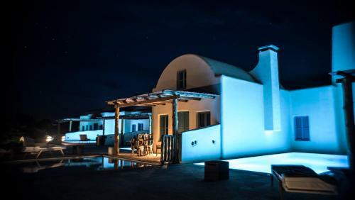 Hotel Black Rose Suites