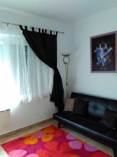Apartment In Balatonmariaf�rdo 19405