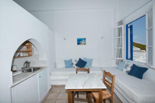 Markos Beach Hotel