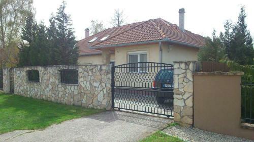 Villa Mary Nyaral�