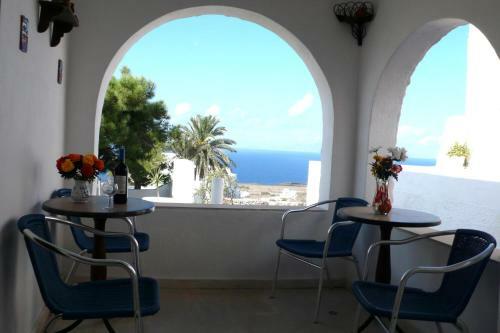 Christos Apartments Oia
