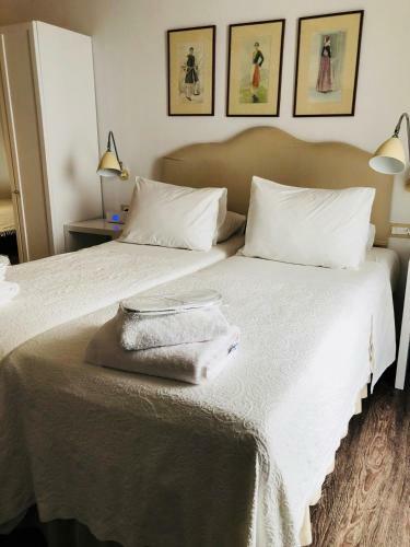 Hostal La Maison Kalogera