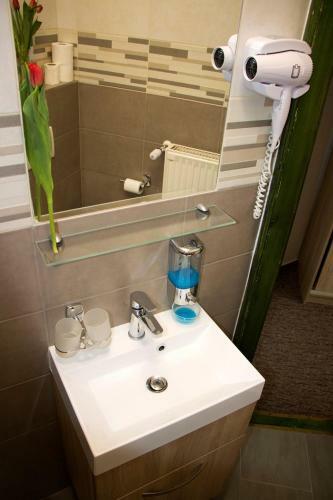 K�lv�ria-r�cz Hotel