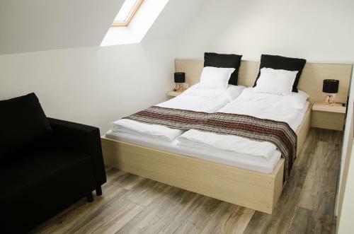 Art Apartments
