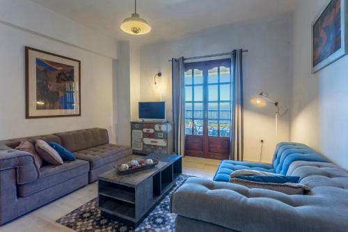 Vardia Hotel