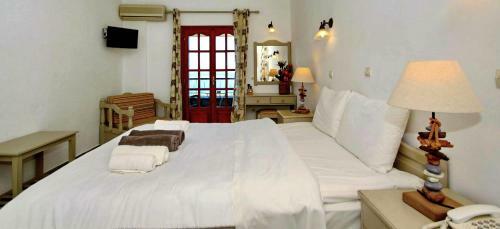 Vardia Hotel