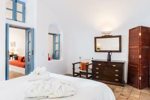Aparthotel Pantelia Suites