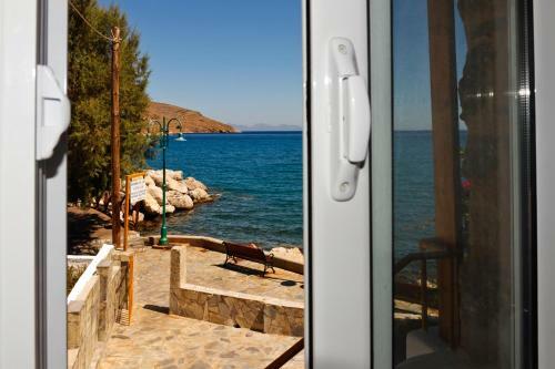 Spiros Apartments