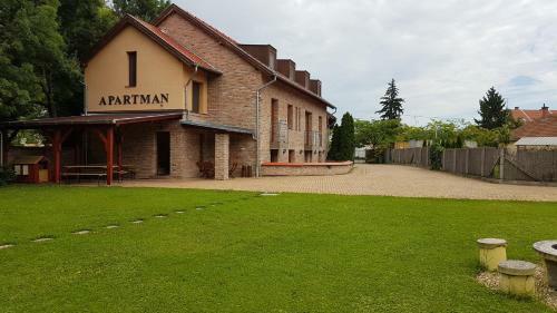 Gyulai F�rd� Apartman