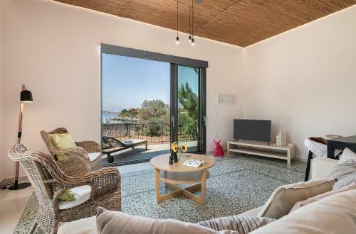Villa Myrtia Beach House