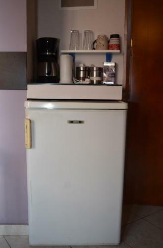 Hostal Enetiko Rooms