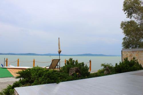 Parton Villa Apartments