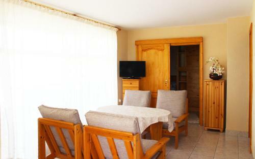 Parton Villa Apartments
