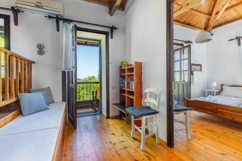 Elli Cottage