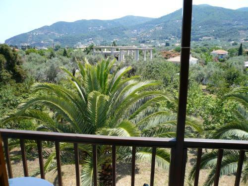 Hostal Liossis Rooms & Apartments