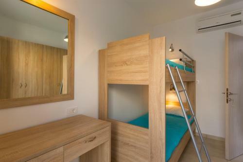 Socrates Apartmens & Restaurant