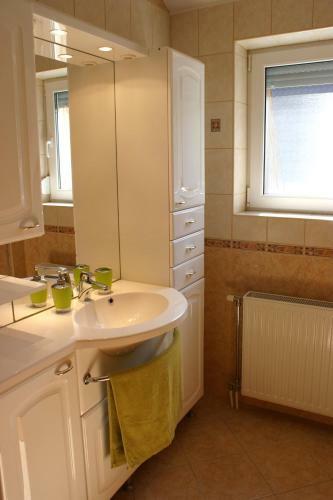 �rnyas Apartmanh�z