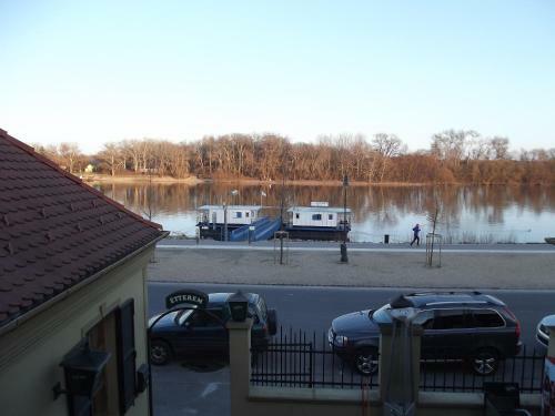 Hostal Corner Panzi�