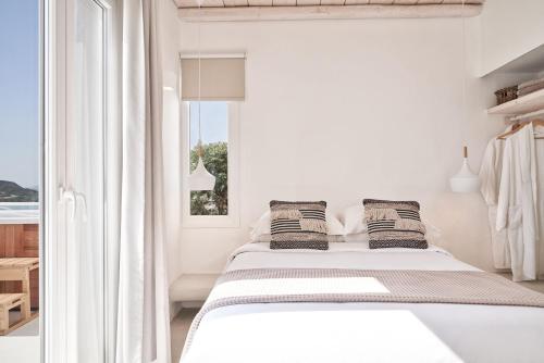 Naxian Utopia | Luxury Villas & Suites