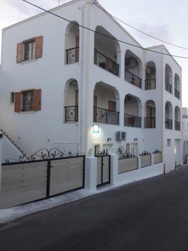 Hostal Tania Villa