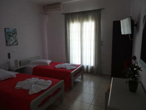 Hostal Tania Villa