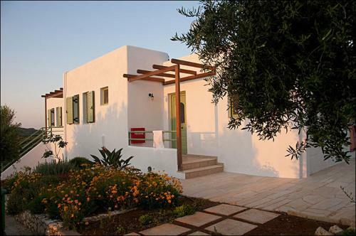 Liostasi Houses