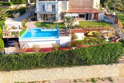 Luxury Holiday Villas Gouves