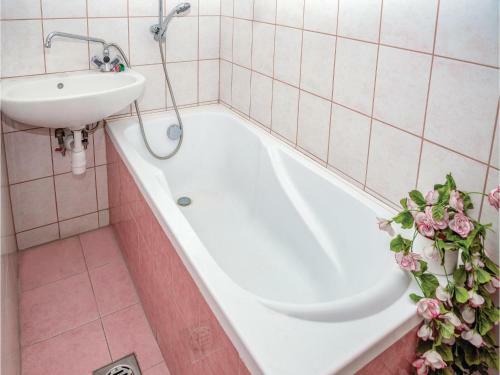 Holiday Home Lepke Utca-leanyfalu